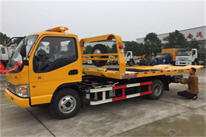 肇庆哪里有拖车服务